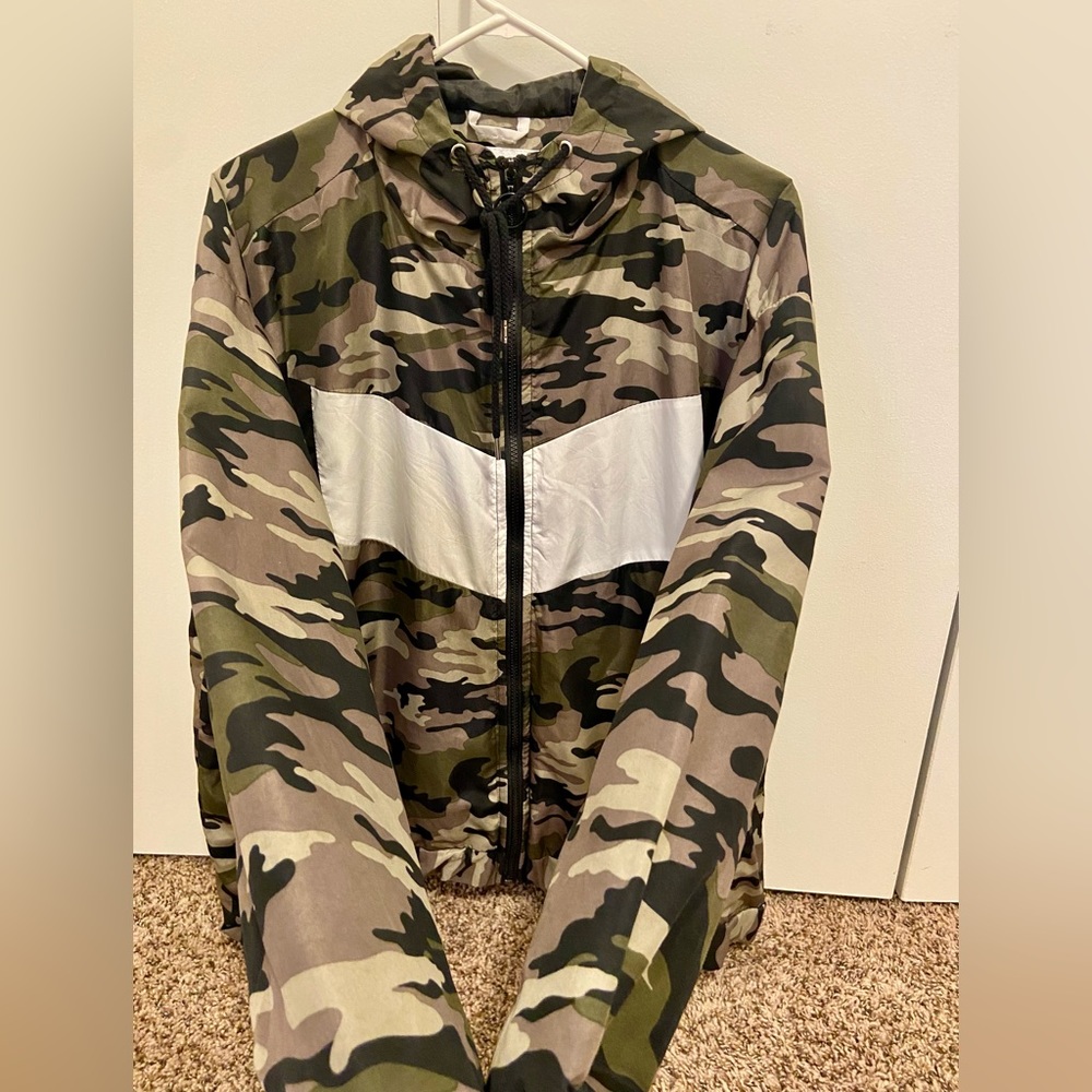 Women’s Justify Brand light windbreaker jacket